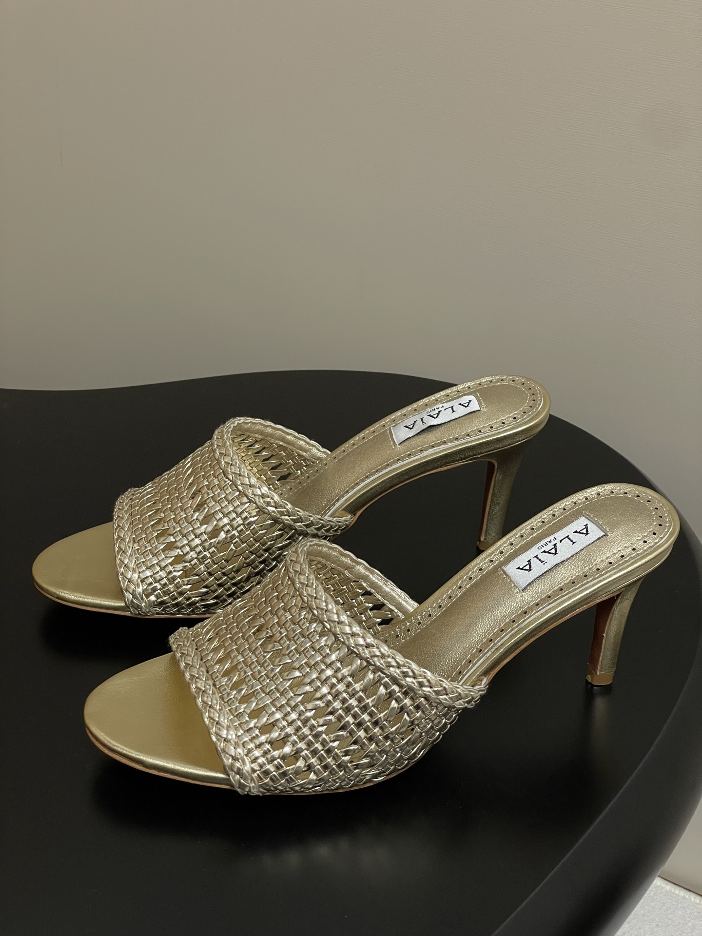 UA Alaia Heeled slippers 7cm Heel(Customized Size 7-10 days production time)