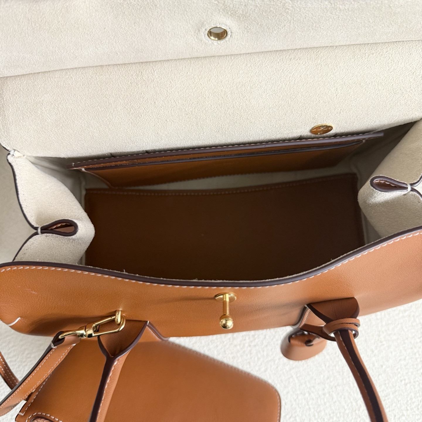 L**o p*ana loom l25 calfskin 25x18x12.5cm